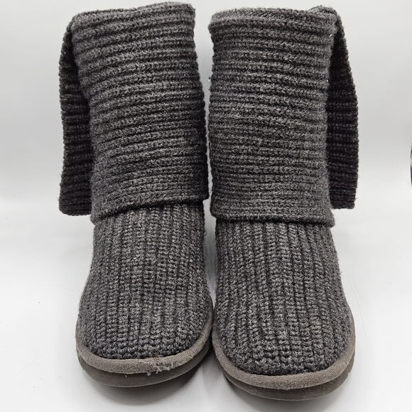 Ugg Australia 5 button 17.5" tall sweater style foldable boots size 9 - Picture 8 of 15